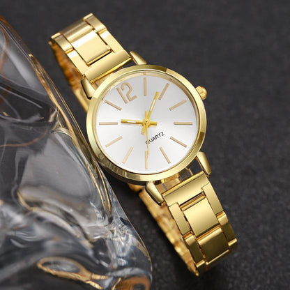 Női Quartz Watch &amp; Love karkötő készlet